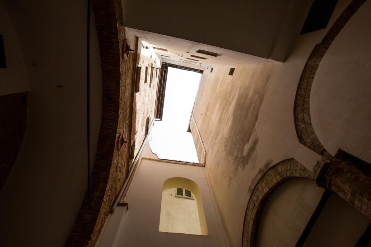 Torre Dei Sapiti Apartment فلورنس المظهر الخارجي الصورة